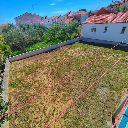 Apartments Mtv With Privatne Parking Zadar Exterior photo