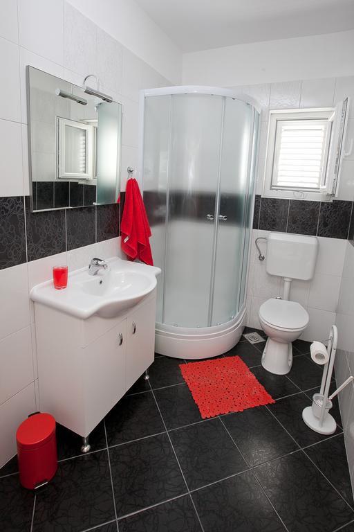 Apartma Mtv With Privatne Parking