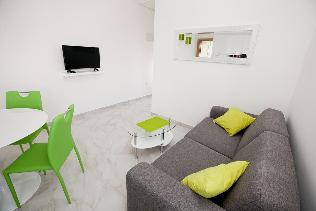 Apartment Mtv With Privatne Parking