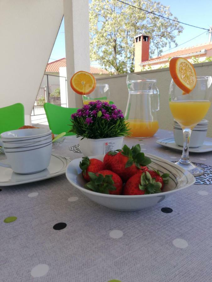 Apartma Mtv With Privatne Parking *