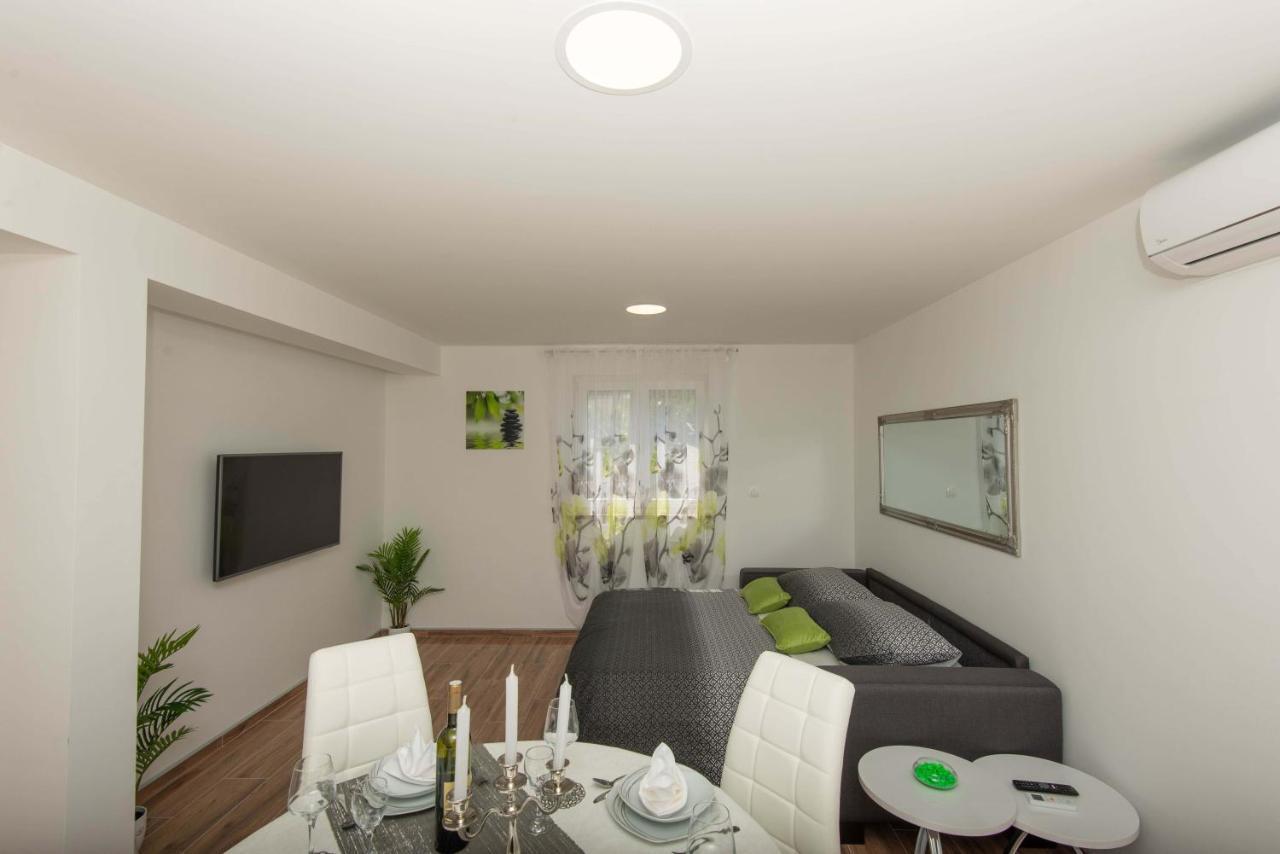 Apartment Mtv With Privatne Parking Zadar